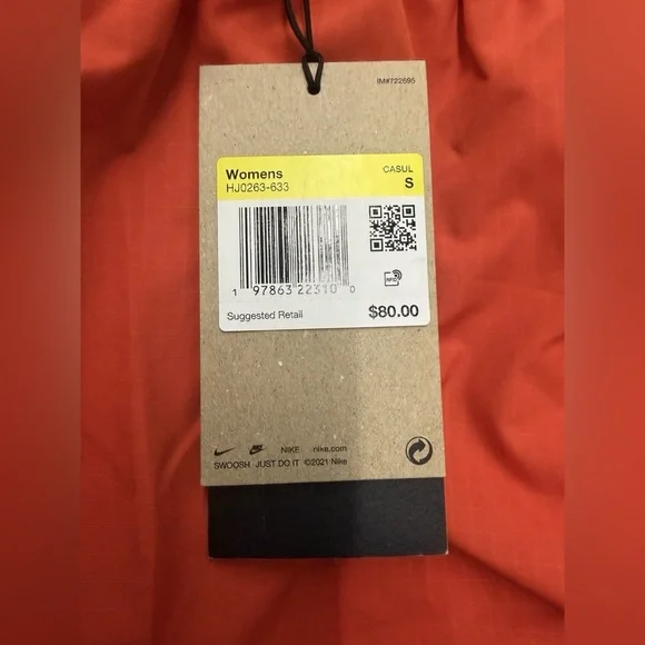 NWT Nike ACG Women's Repel Mid-Rise Ripstop Shorts Size Small